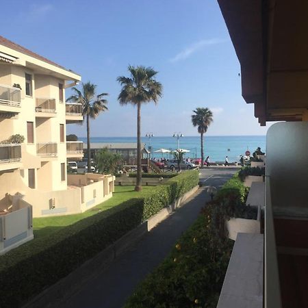 A Due passi dal mare Appartamento Vallecrosia Esterno foto