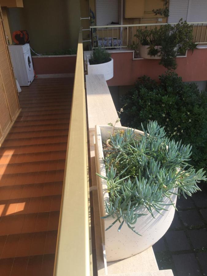 A Due passi dal mare Appartamento Vallecrosia Esterno foto
